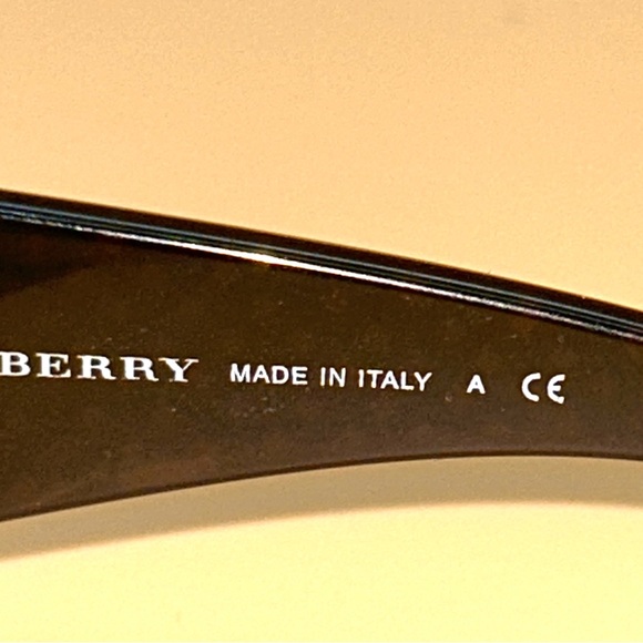 Burberry sunglasses and original case. Model # B3026Q. Great condition. - Picture 3 of 7